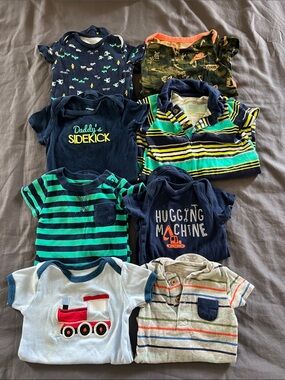 Lot of 8 baby boy short sleeve onesies size 3-6 month stripes train cars plane